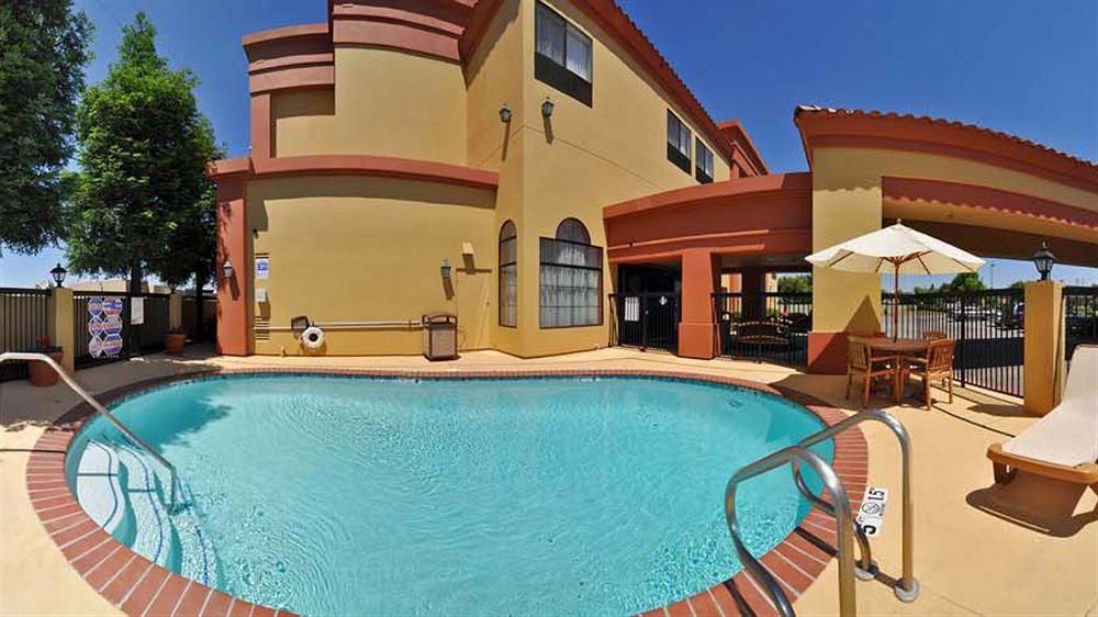 Best Western Plus Fresno Inn Exterior foto